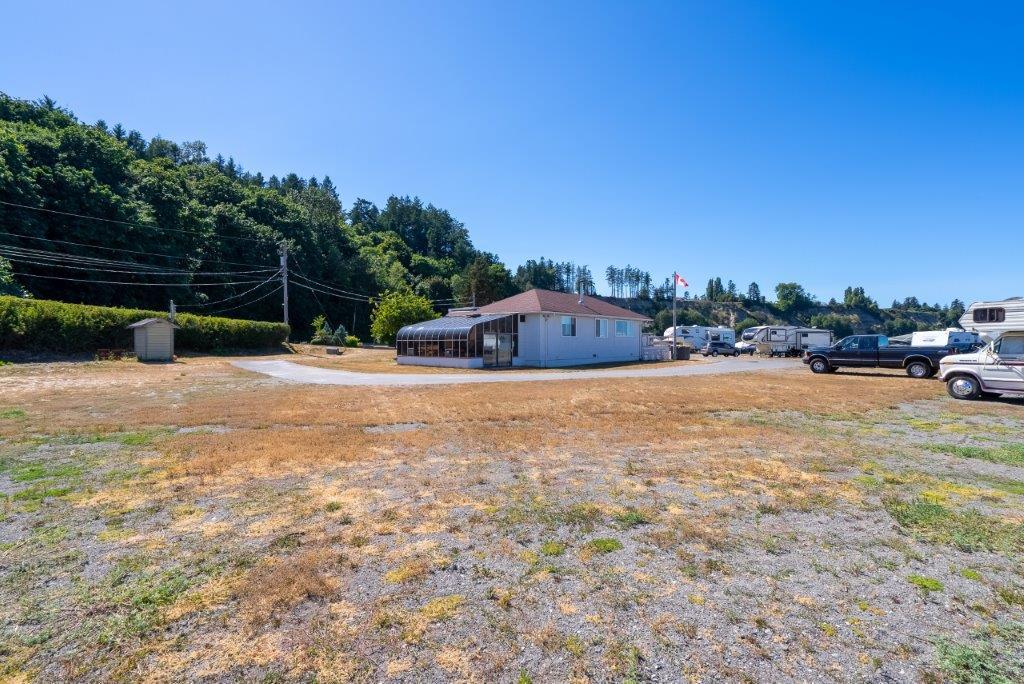 Beachcomber RV Park - Beachcomber RV Park Grounds