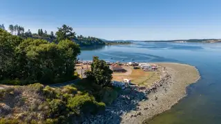 Side view of Beachcomber RV Park and the shoreline