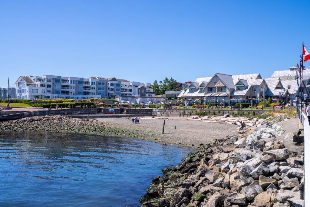 Beachcomber RV Park - Beachcomber Sidney Sea Wall