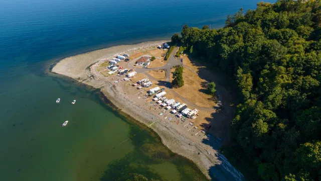 Beachcomber RV Park shoreline and oceanfront sites video preview